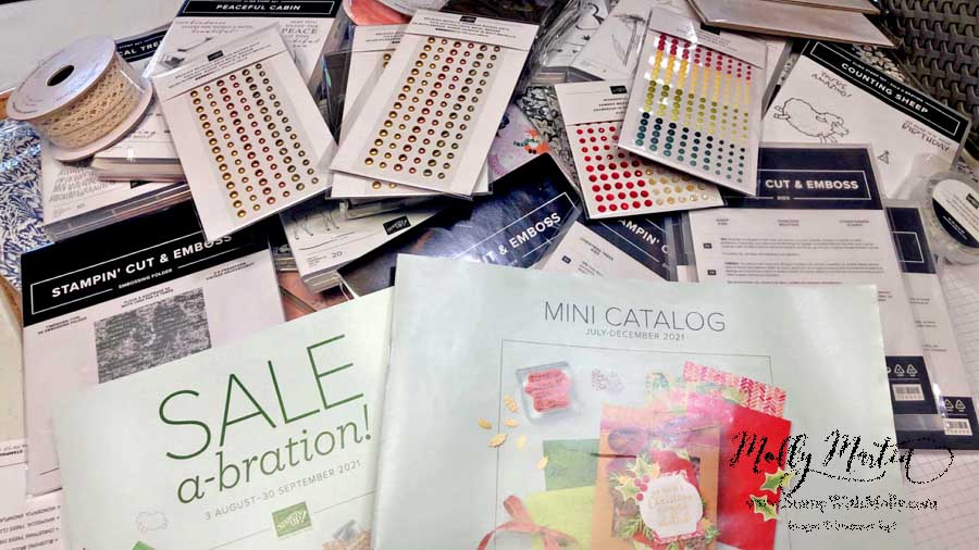 The New Holiday Mini Catalog & Sale-A-Bration Promotion Are Coming!